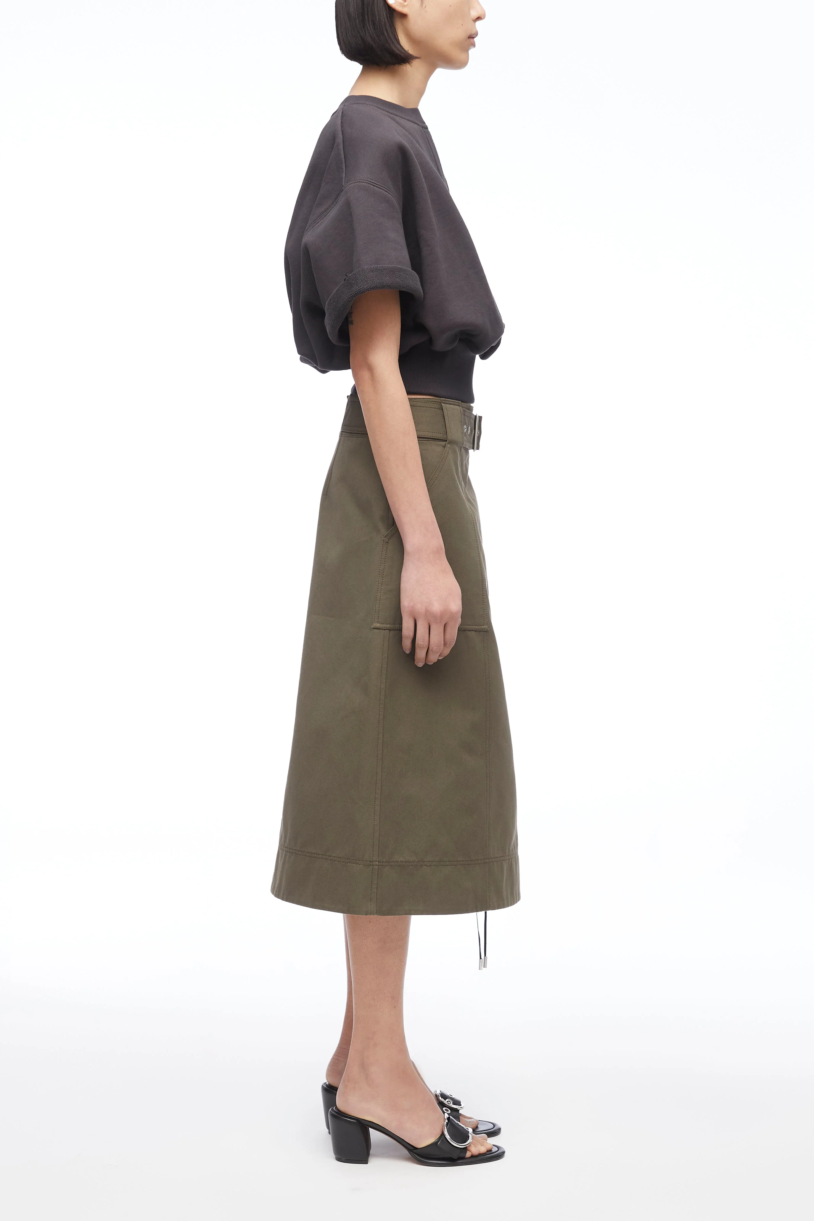 Short Sleeve Cropped Sweatshirt - Image 2
