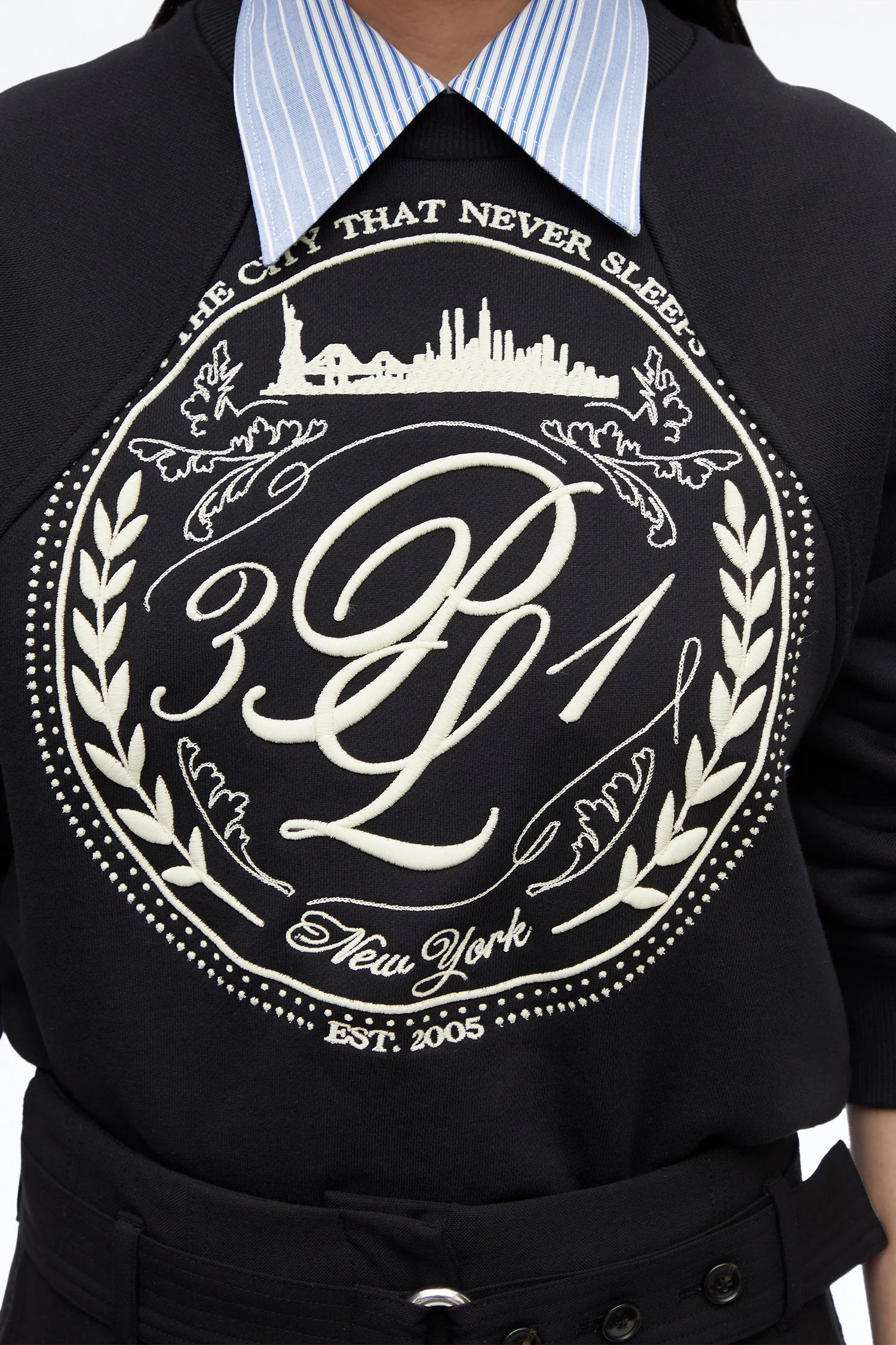 The Thirty One Sweatshirt - Image 2